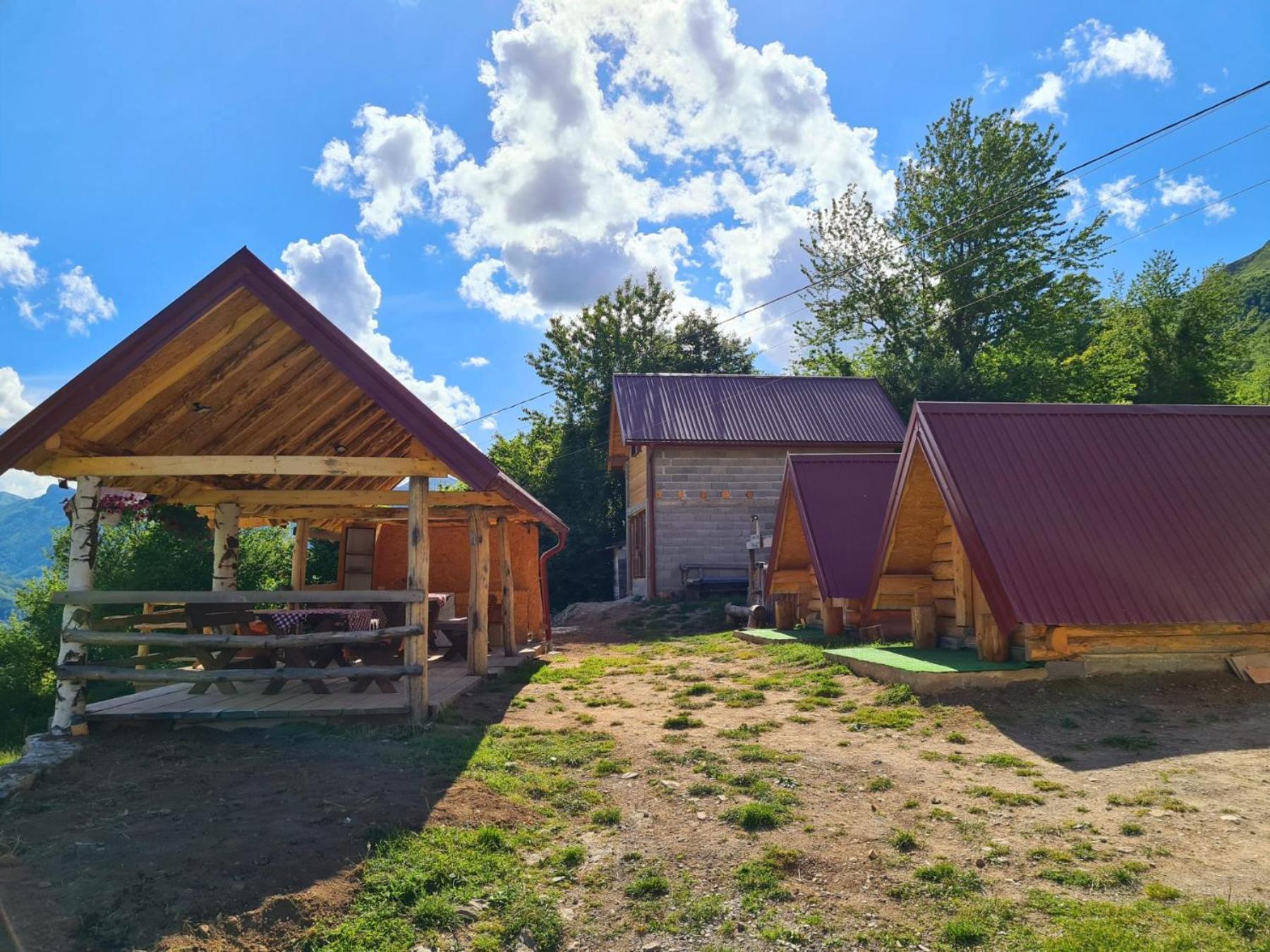 Bungalows Malagic Gusinje Exterior photo