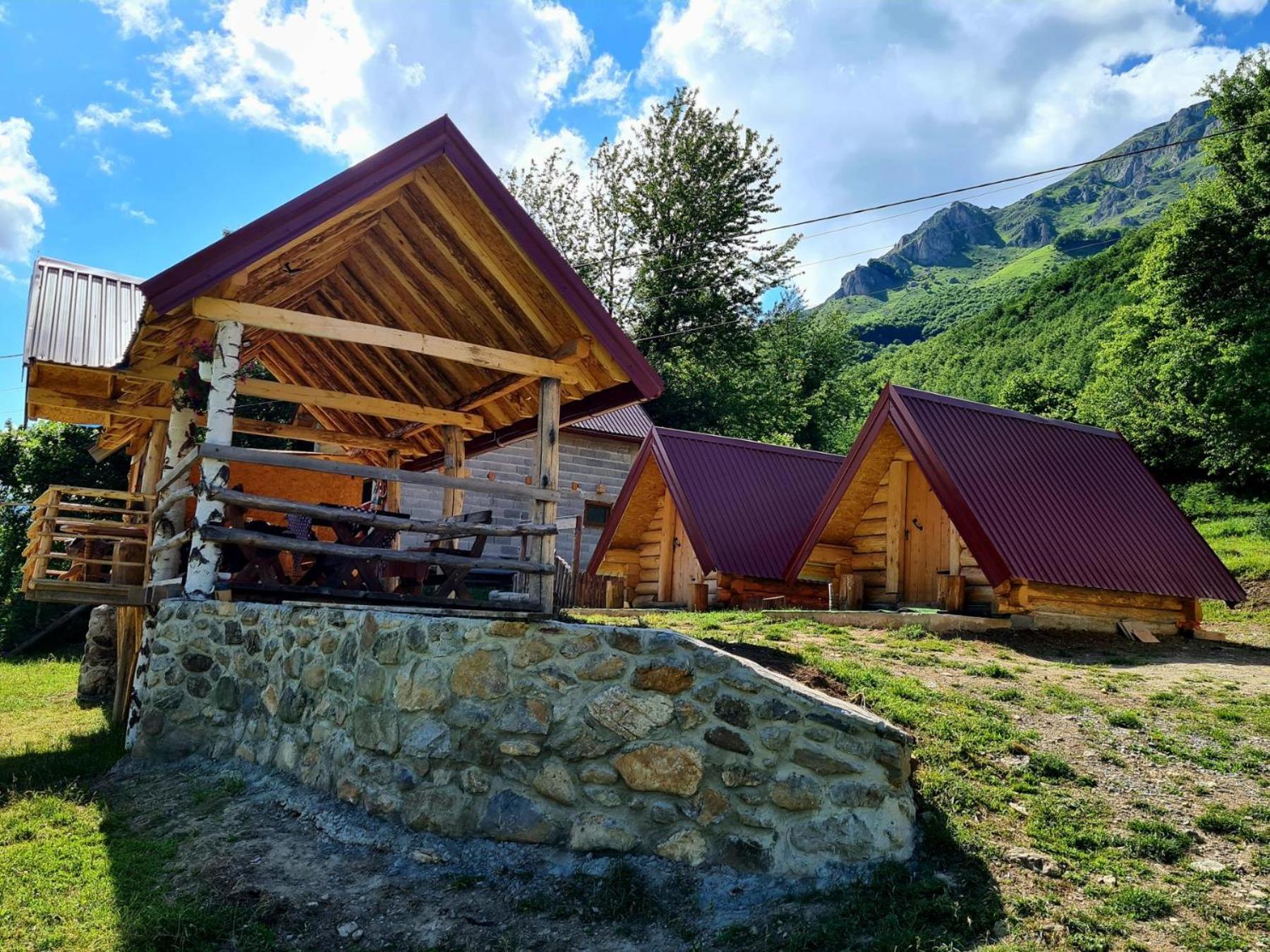 Bungalows Malagic Gusinje Exterior photo